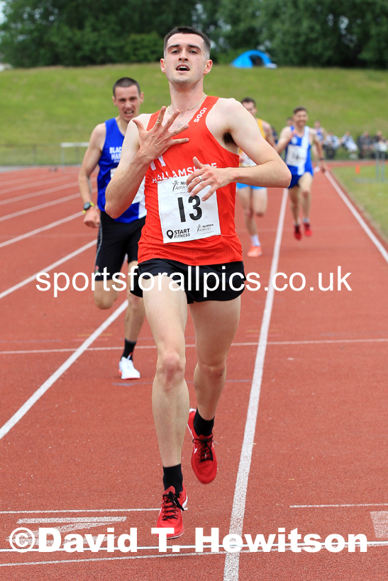 Senior mens 5000 metres, 2022 Northern Senior and Under-20 Champs., Wavertree Athletics Centre, Liverpool. Photo: David T. Hewitson/Sports for All Pics